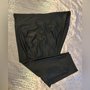 Plus Size Athletic Leggings 3X